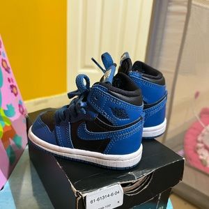 Jordan 1s blue and black